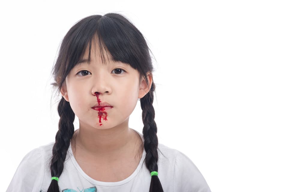 Mon enfant saigne du nez : que faire ? | Coalgan Gamme